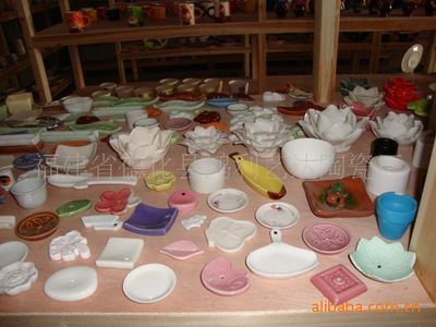 陶瓷與石膏熏香座 匠心工藝與芳香美學(xué)的完美融合